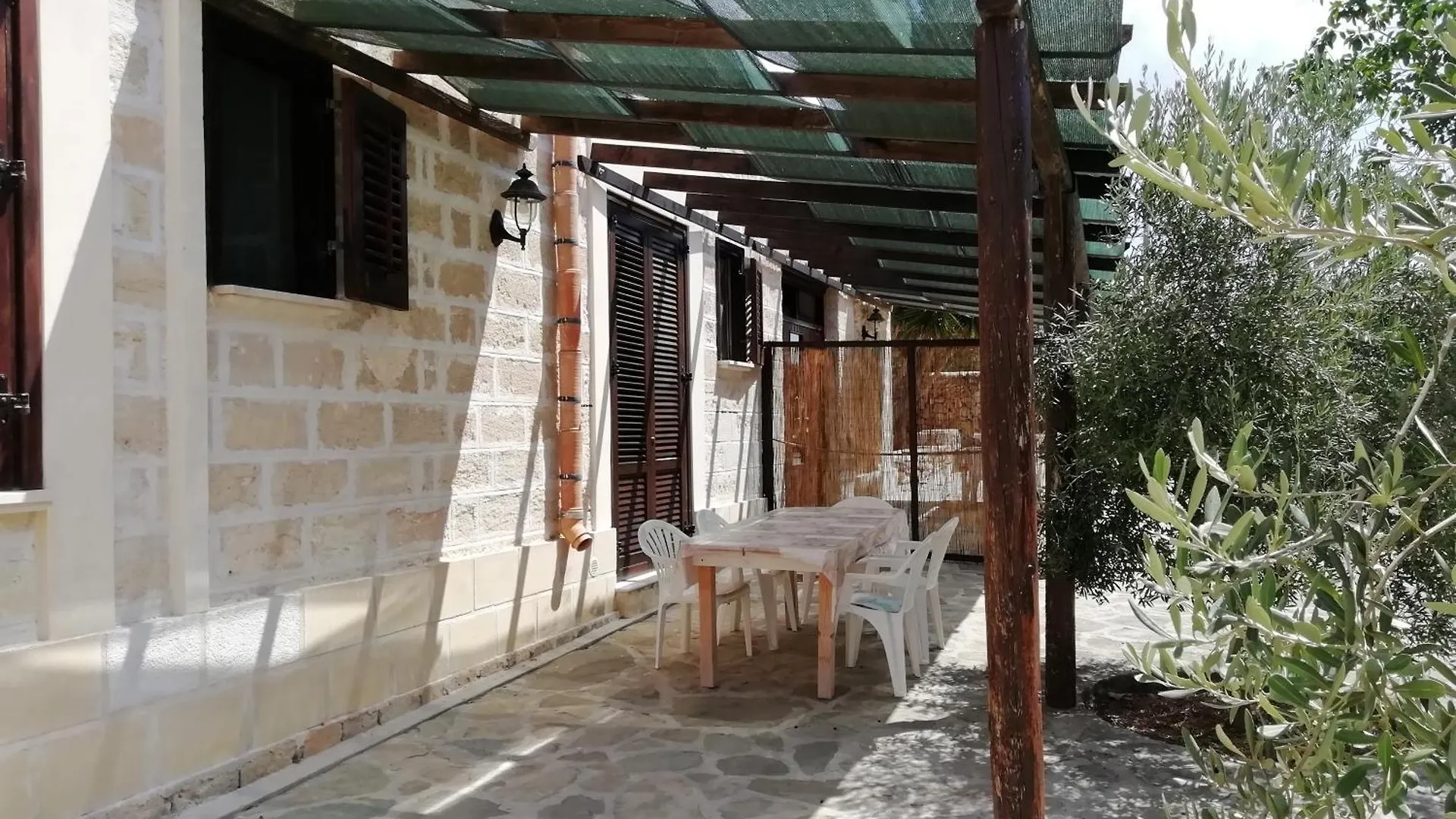 Appartamenti La Pinetina Di 法维尼亚纳 度假居