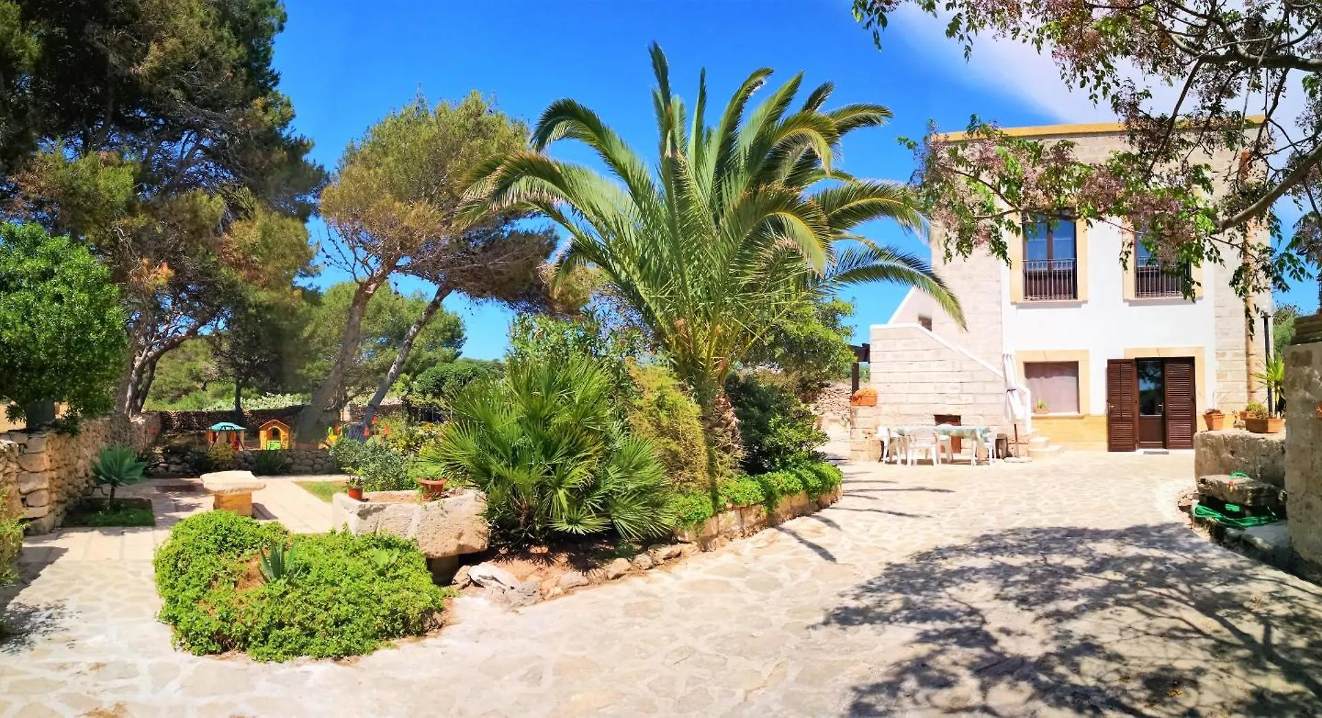 Appartamenti La Pinetina Di Favignana location